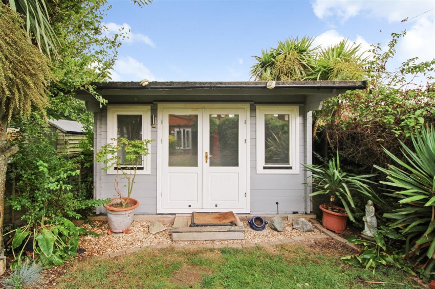 Images for Bridges Close, Birchington