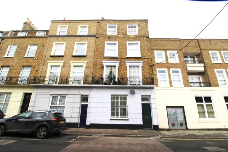 Avenue Road, Herne Bay