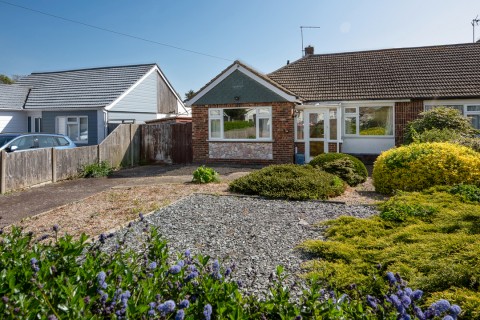 View Full Details for Marine Crescent, Whitstable, Kent