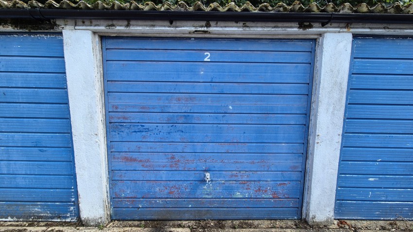 Images for Garage, Glebe Way, Whitstable