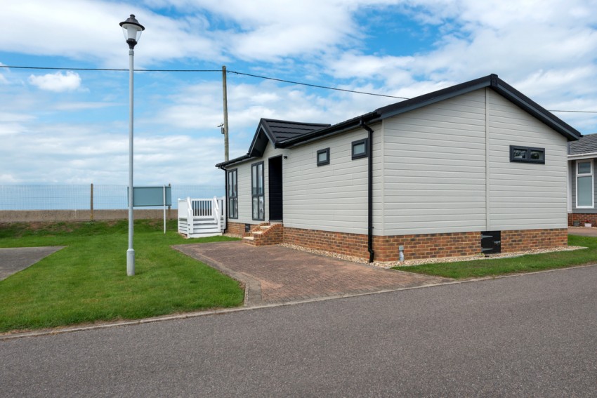 Images for Beach Court Park, Faversham Road, Whitstable