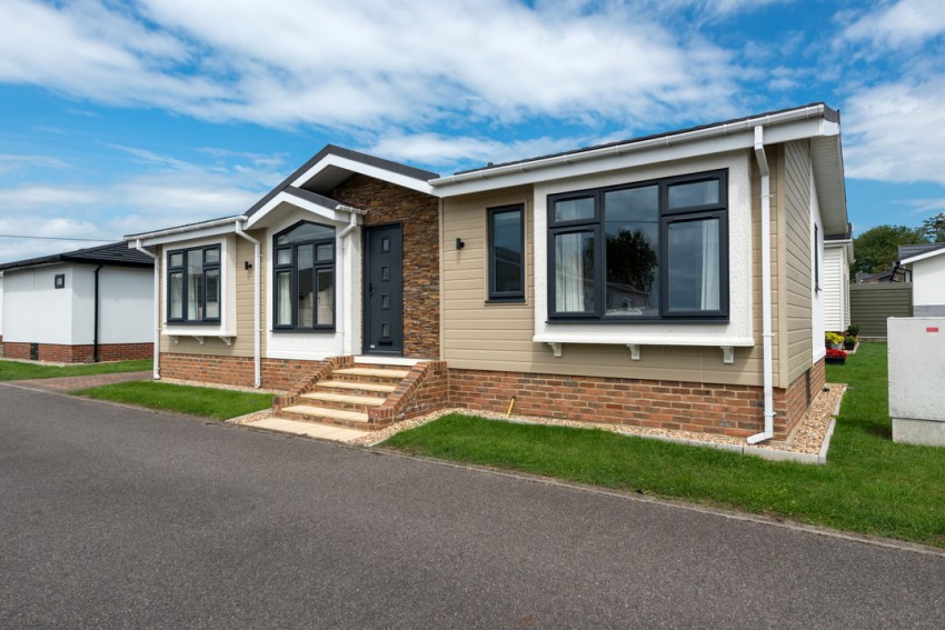Images for Beach Court Park, Faversham Road, Whitstable