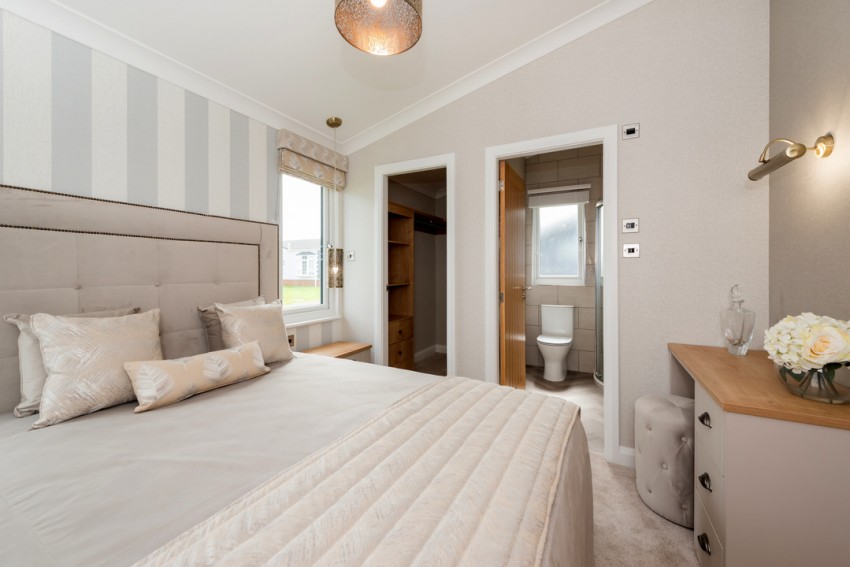 Images for Beach Court Park, Faversham Road, Whitstable