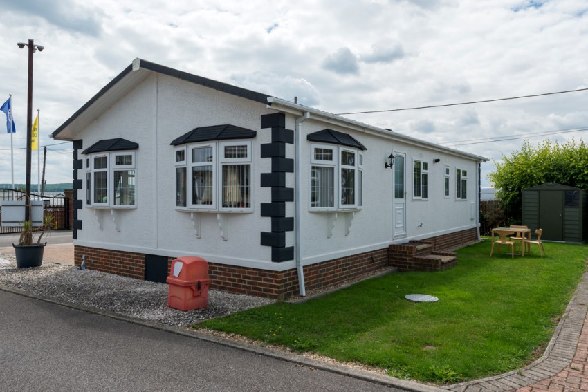 Images for Beach Court Park, Faversham Road, Whitstable