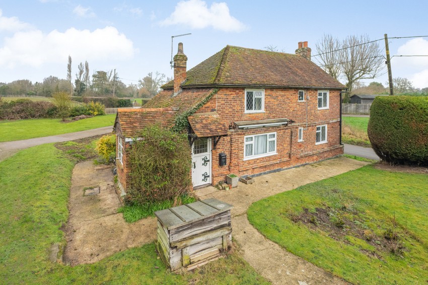 Images for Little Paddock, Maypole lane, Hoath