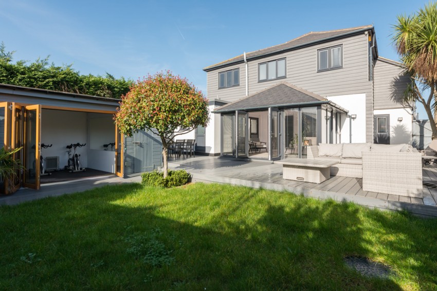 Images for Preston Parade, Seasalter, Whitstable