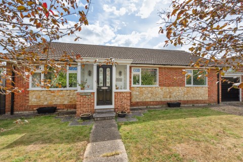 View Full Details for Robin Lodge, Sherwood Close, Whitstable
