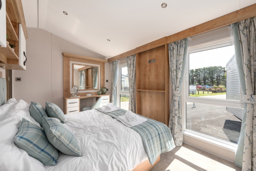 Images for The Willerby Dorchester, Seaview Holiday Park, Whitstable