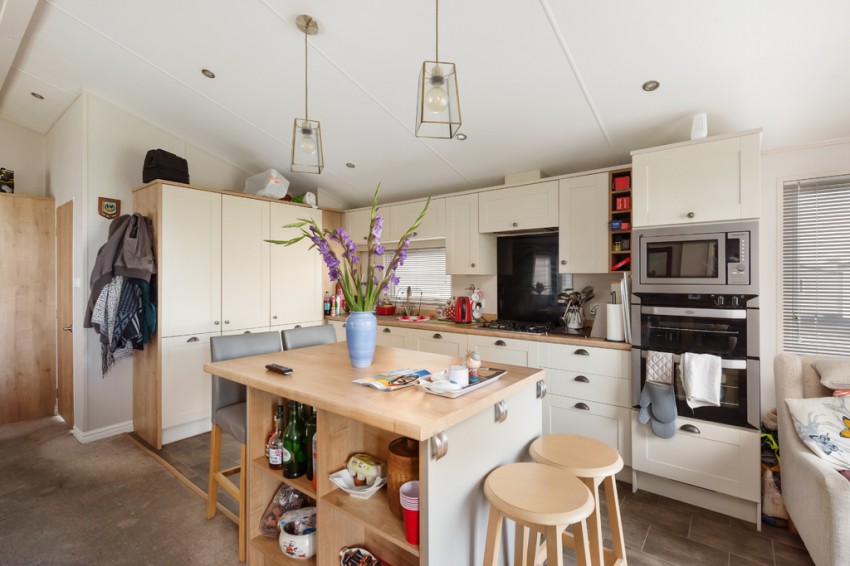 Images for Seabreeze, Seaview Holiday Park, St John's Road, Whitstable, Kent