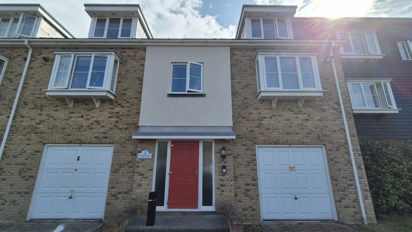 Images for Flat 11, Harbour Walk, Diamond Road, Whitstable, Kent