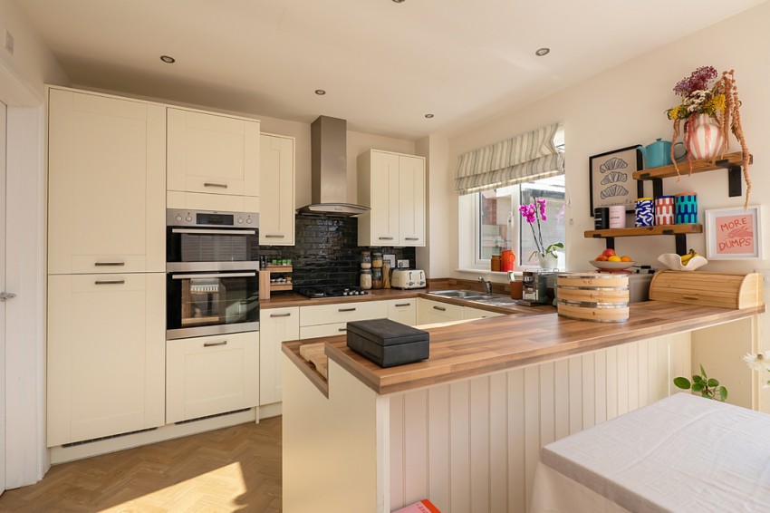 Images for Holness Road, Herne Bay